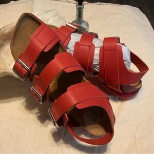 BRAND NEW John Fluevog  Elsie sandals, size 10 women’s.